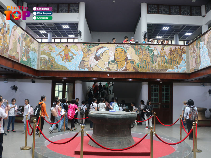 doi-net-ve-bao-tang-hung-vuong-phuthotoplist