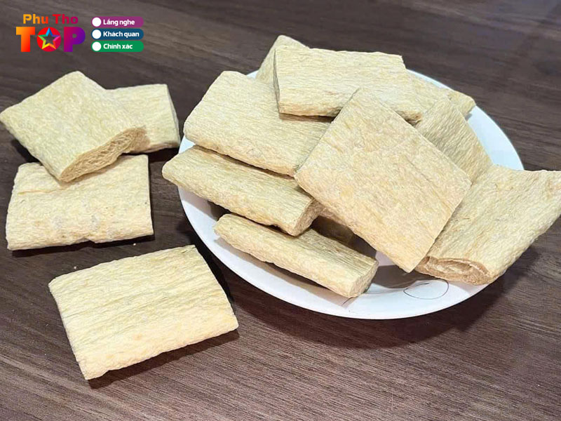 Huong-dan-lua-chon-thuc-pham-chay-va-meo-trai-nghiem-tu-nguoi-dia-phuong-phuthotoplist