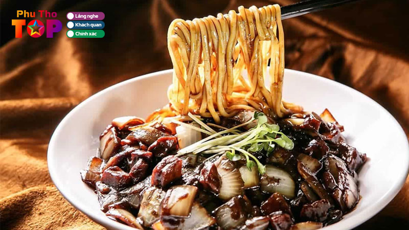 Top-5-quan-mi-tuong-den-phu-tho-sieu-ngon-khong-nen-bo-qua-phuthotoplist