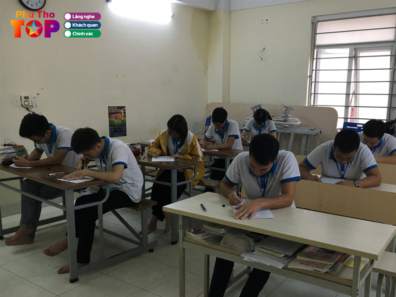 Trung-tam-nhat-ngu-viet-tri-phuthotoplist