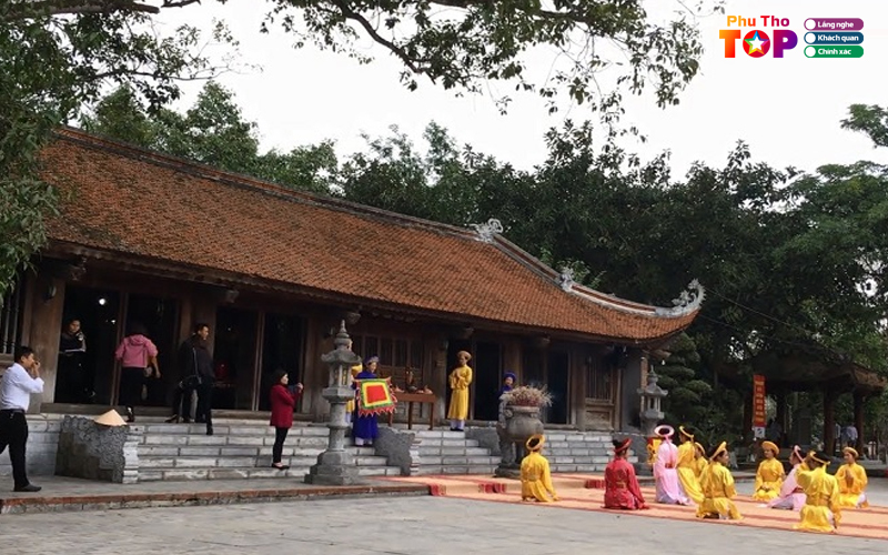 Den-mau-au-co-phu-tho-2