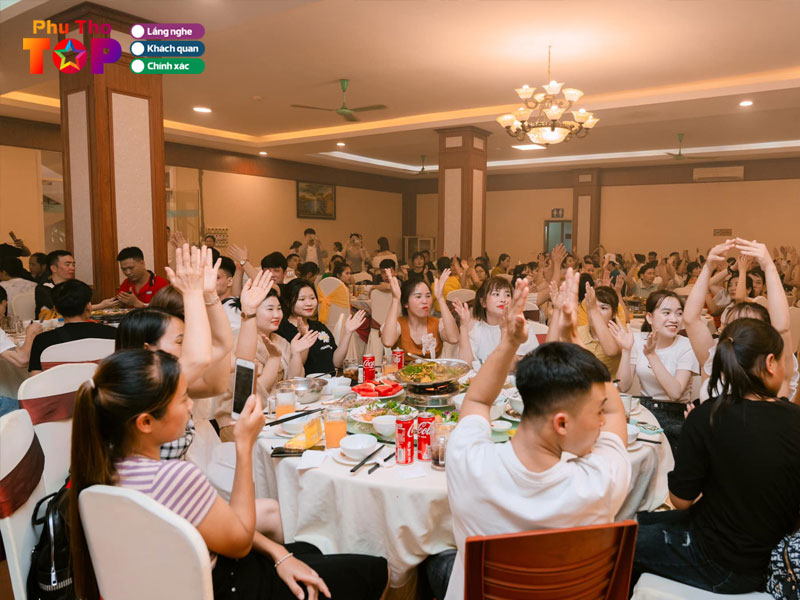 Thuong-thuc-am-thuc-phuthotoplist