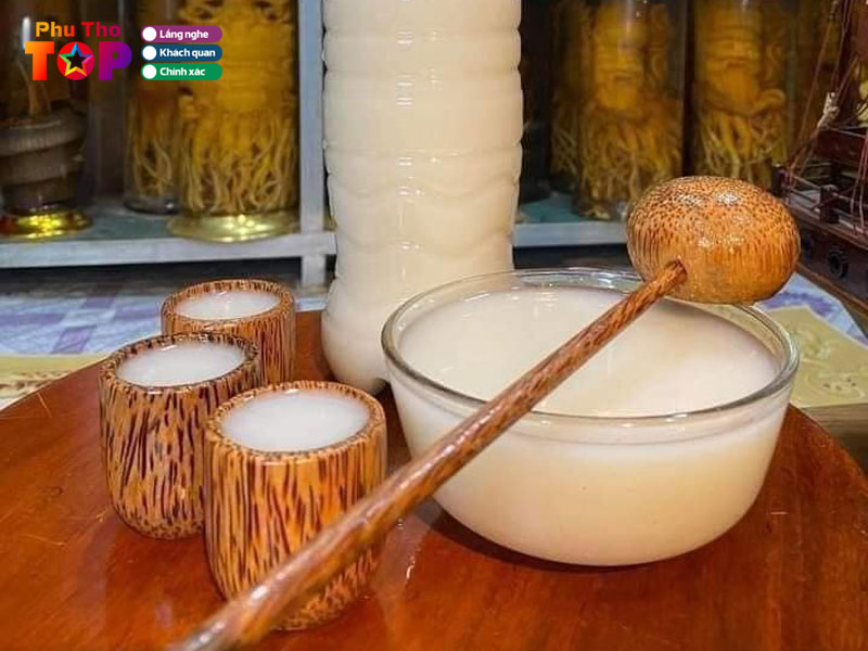 Huong-dan-lua-chon-va-meo-thuong-thuc-ruou-nep-tu-dan-ban-dia-phuthotoplist