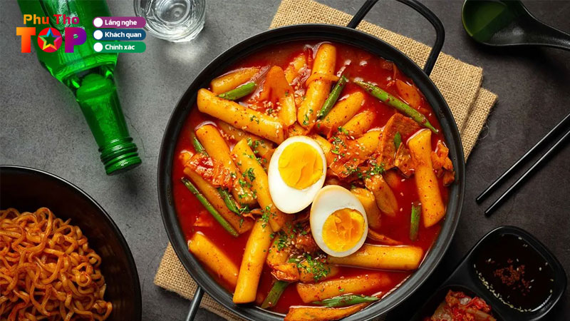 Top-6-quan-tokbokki-phu-tho-ngon-chuan-han-ai-an-cung-me-phuthotoplist