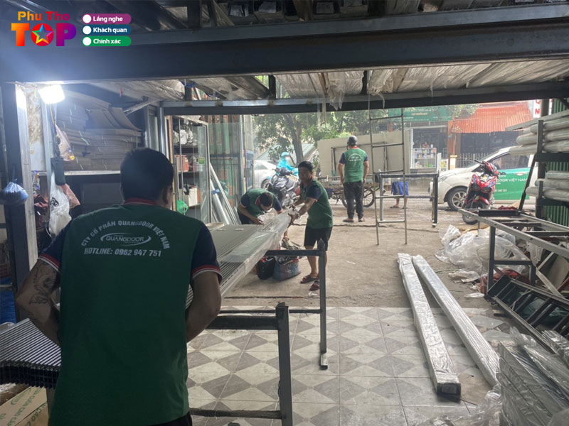 Cua-cuon-quangdoor-phuthotoplist