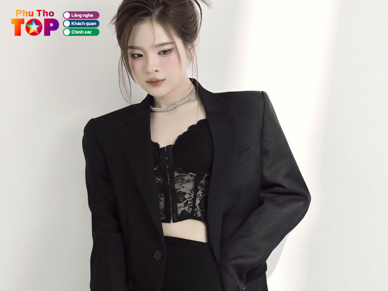 Huong-dan-lua-chon-va-meo-trai-nghiem-tu-dan-ban-dia-phuthotoplist