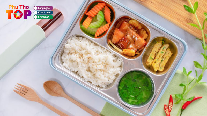 Top-6-quan-com-van-phong-tai-phu-tho-ngon-sach-se-phuthotoplist