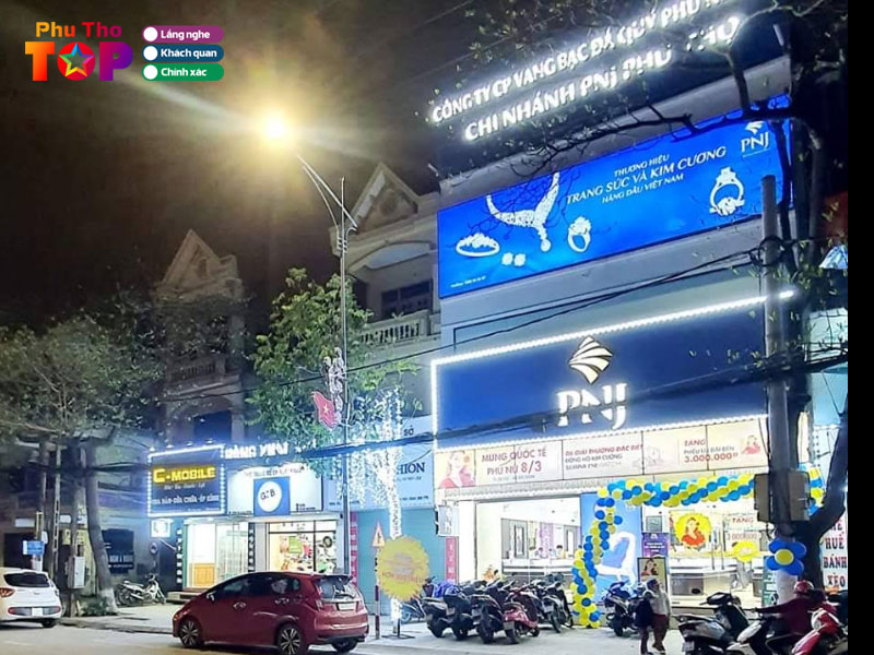 Cua-hang-pnj-1-phuthotoplist