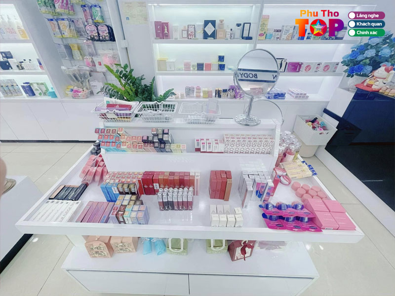 Nhung-cosmetic-phuthotoplist
