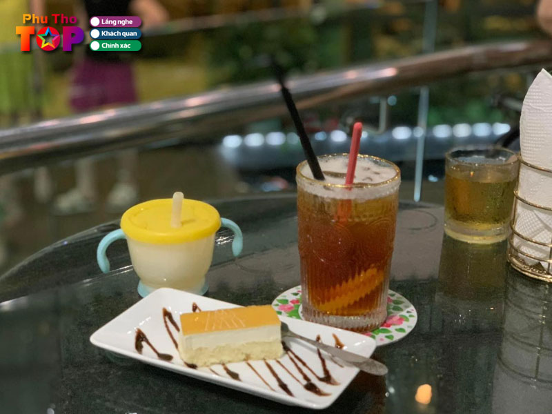Dung-phuc-coffee-phuthotoplist