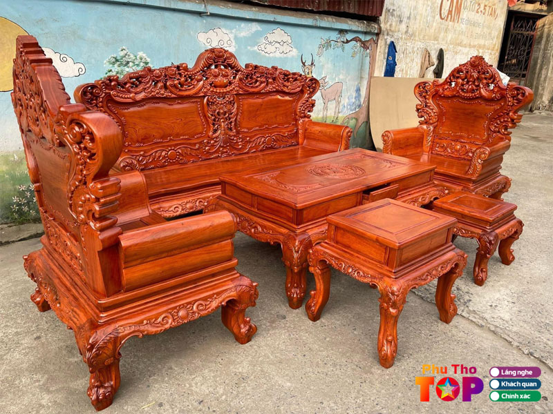 Huong-dan-lua-chon-va-meo-trai-nghiem-tu-dan-ban-dia-phuthotoplist