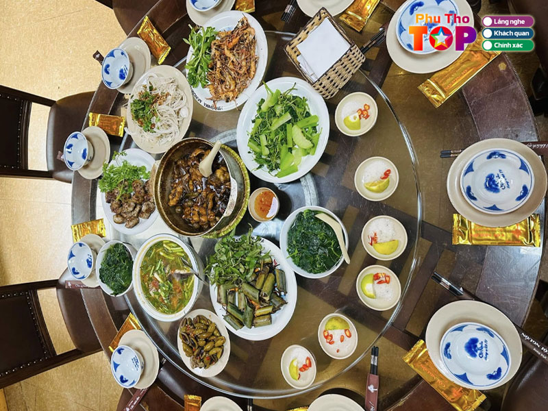 Nha-hang-coi-nguon-phuthotoplist