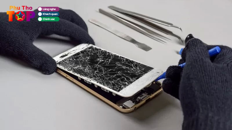 Top-5-dia-chi-ep-kinh-thay-kinh-dien-thoai-o-phu-tho-uy-tin-nhat-phuthotoplist