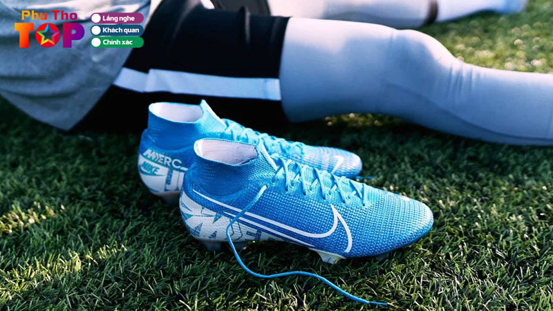 Top-5-shop-giay-da-bong-o-phu-tho-mau-ma-da-dang-chat-luong-phuthotoplist