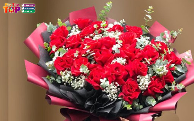 Hoa-tuoi-thang-anh-phuthotoplist