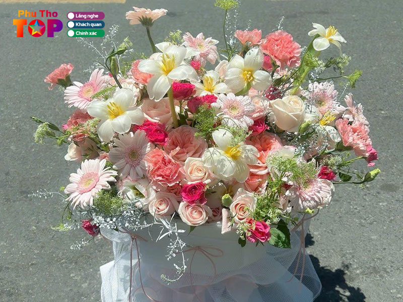 Khanh-linh-flower-phuthotoplist