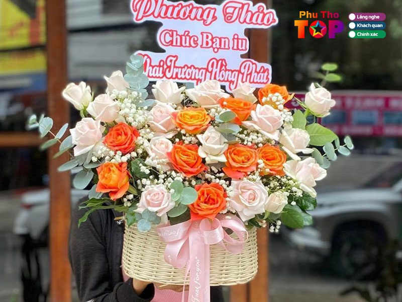 Shop-hoa-tuoi-huyen-lam-thao-phuthotoplist