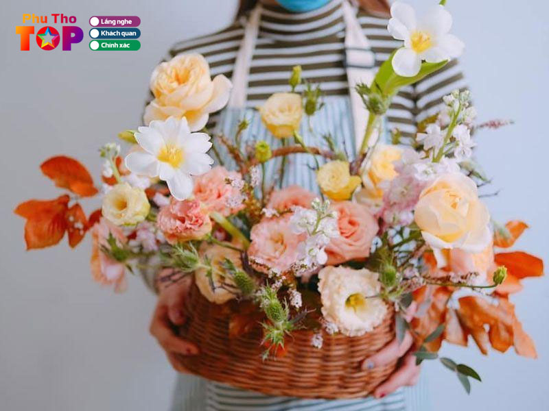Shop-hoa-tuoi-oanh-vy-phuthotoplist