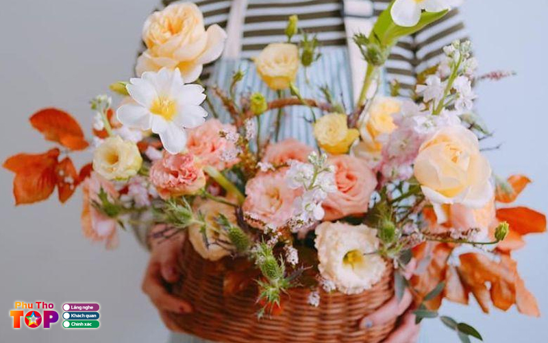 Shop-hoa-tuoi-thuy-van-phuthotoplist