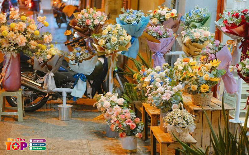 Tiem-hoa-tuoi-ngoc-diu-phuthotoplist