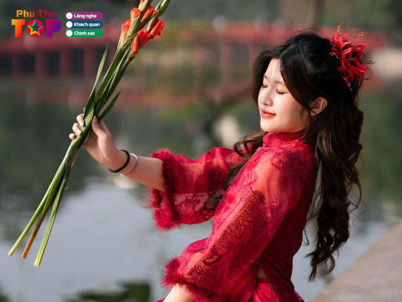 Ao-lang-hung-lo-phuthotoplist