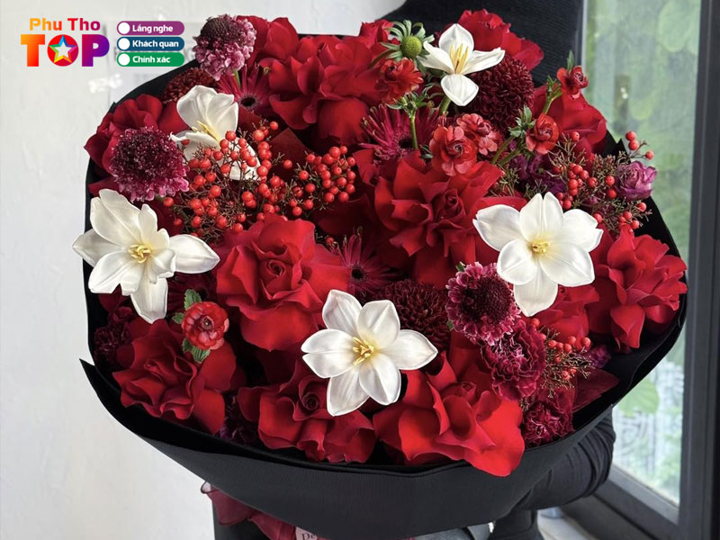 Decembre-de-fleur-tiem-hoa-thang-12-phuthotoplist