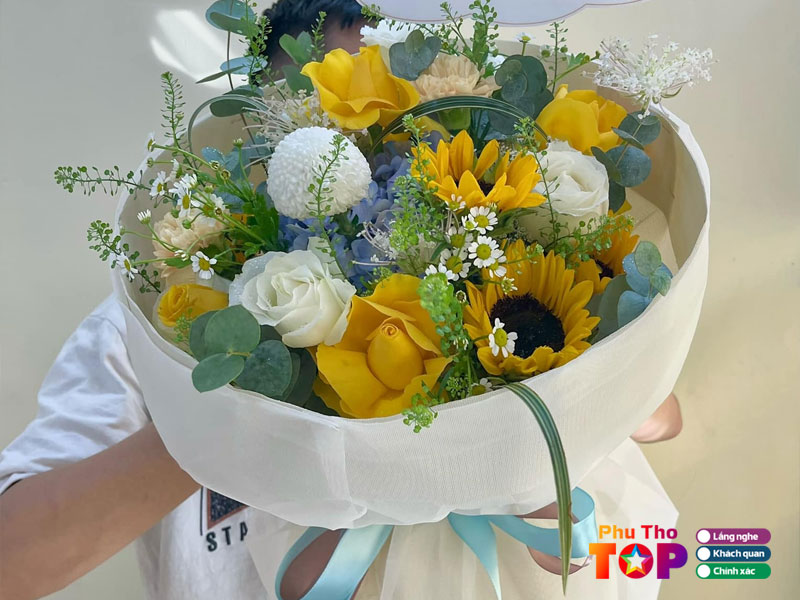 Hong-oanh-flower-phuthotoplist