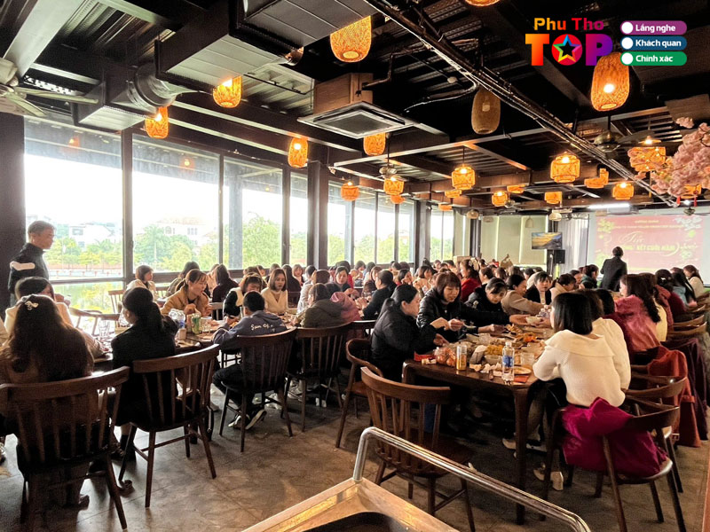 Minh-phuong-palm-garden-coffee-restaurant-phuthotoplist