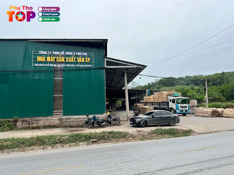 Van-ep-dong-a-phuthotoplist