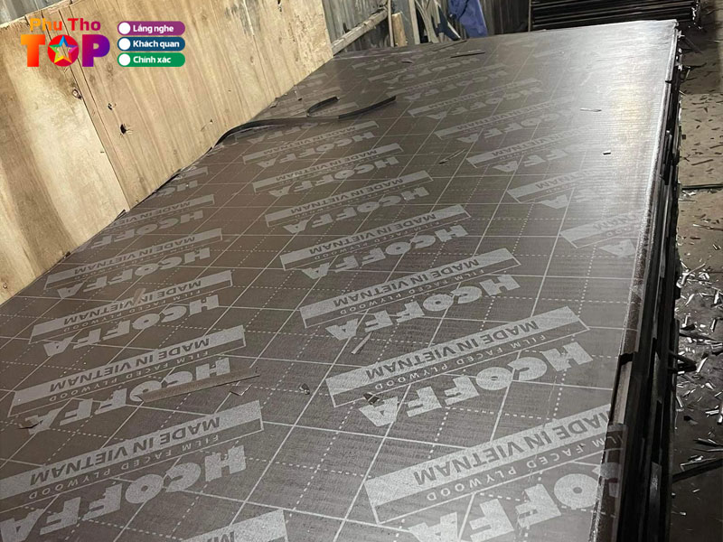 Van-ep-hai-hoai-phuthotoplist