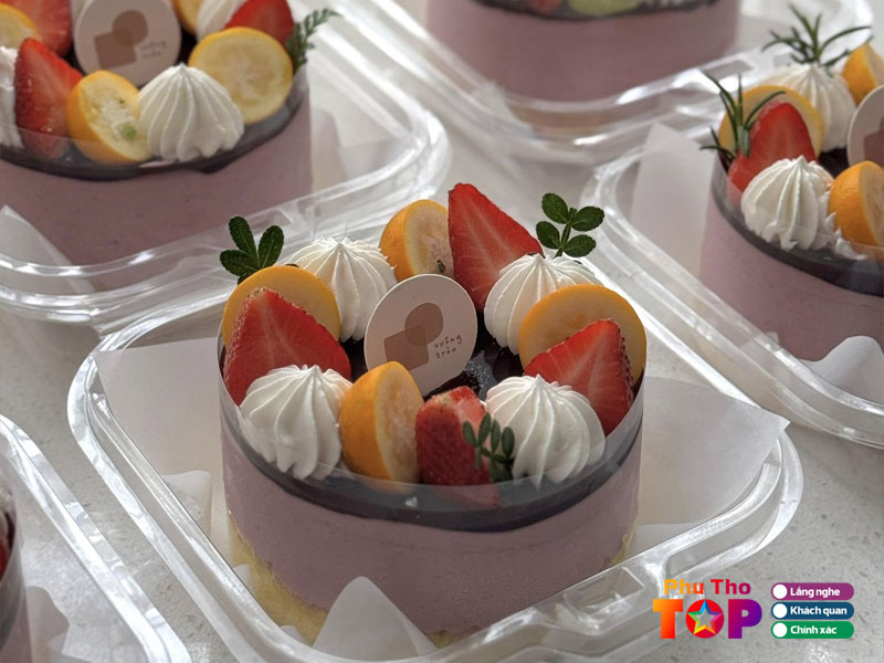 Vuong-tron-cake-phuthotoplist