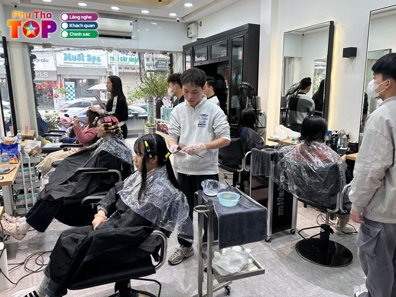 Muoi-black-hair-salon-phuthotoplist