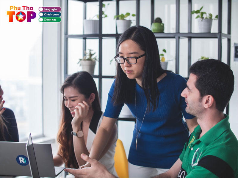 Can-chuan-bi-nhung-gi-truoc-khi-dang-ky-hoc-ui-ux-phuthotoplist