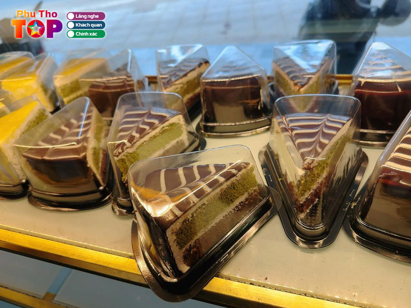 Tiem-banh-chi-dep-phuthotoplist